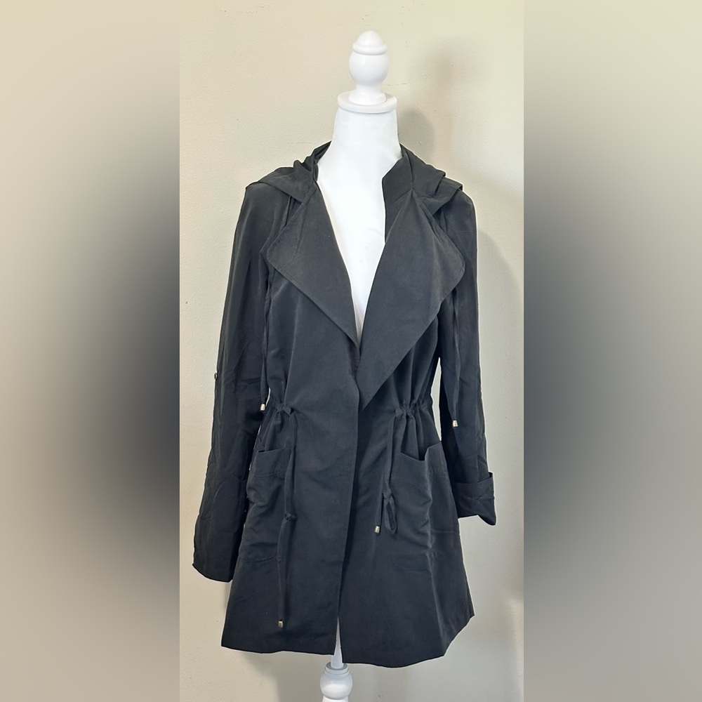 Love Tree Black Trench Coat with Dramatic Lapels and Cinched Waist